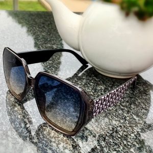 Square Retro Sunglasses
